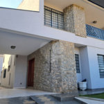Sobrado à venda com 3 suítes em Nossa Senhora Aparecida, Paulínia, SP