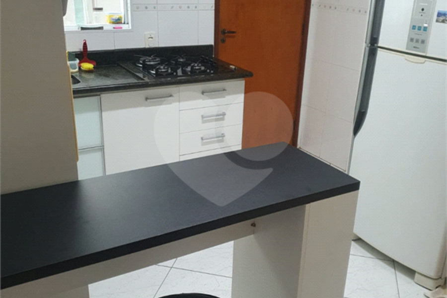 Casa à venda com 2 suítes no condomínio Residencial Maracujás, São Paulo - SP