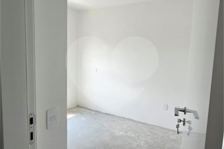 Apartamento à venda com 3 suítes em Água Branca, São Paulo, SP