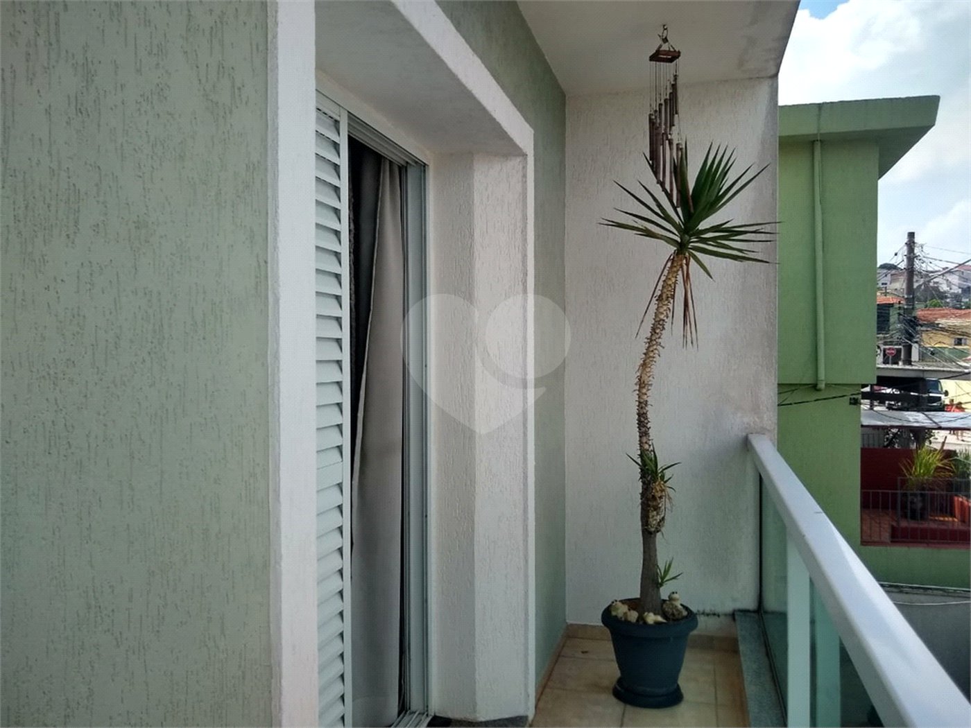 Sobrado à venda com 3 suítes em Vila Nivi, São Paulo, SP