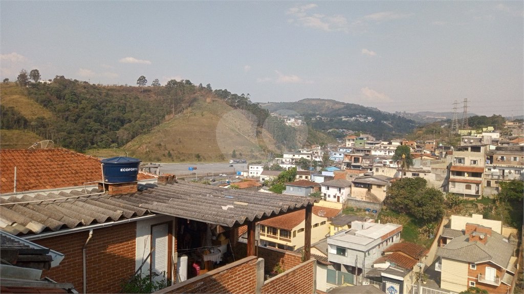 Casa à venda com 5 quartos, sendo 1 suíte, no Centro, Mairiporã, SP