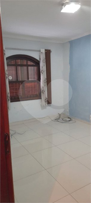 Sobrado à venda com 6 quartos, sendo 3 suítes, em Vila Divina Pastora, São Paulo, SP