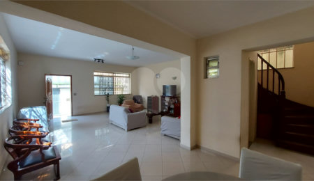 Casa à venda com 4 quartos, sendo 3 suítes,  em Jardim Luzitânia, São Paulo, SP