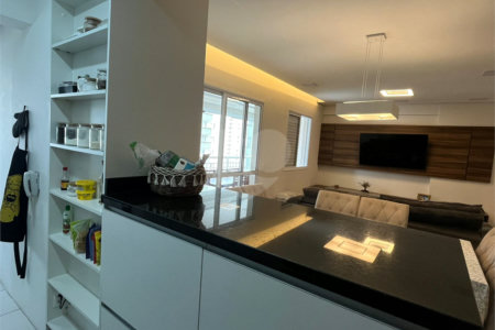 Apartamento à venda com 3 quartos, sendo 1 suíte, em Mooca, São Paulo, SP