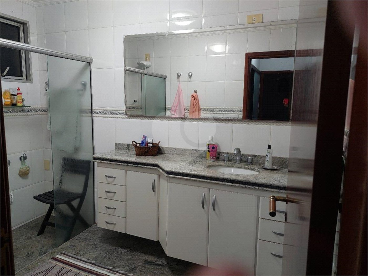 Apartamento à venda com 3 quartos, sendo 1 suíte, no Centro, Araraquara, SP