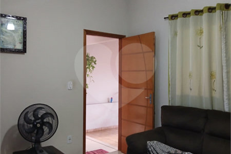 Casa à venda com 2 quartos em Jardim Klayton, Birigüi, SP