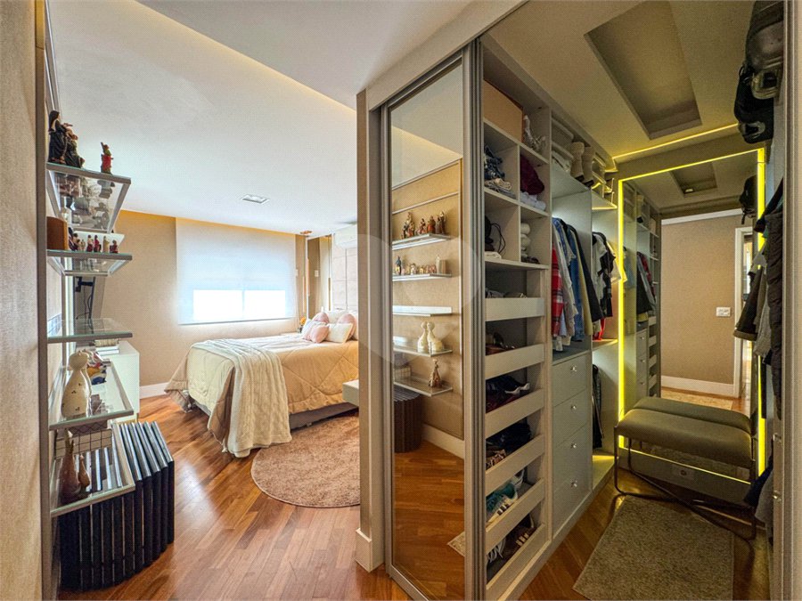 Apartamento à venda com 3 suítes em Brooklin, São Paulo, SP