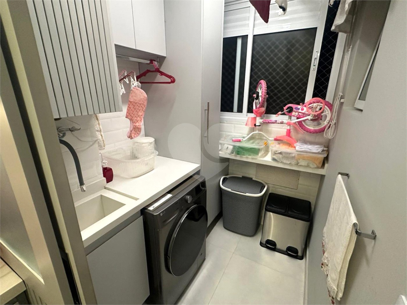 Apartamento à venda com 3 quartos, sendo 2 suítes, em Santo Amaro, São Paulo, SP