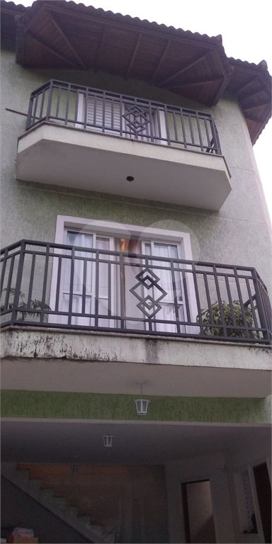 Sobrado à venda com 5 quartos, sendo 4 suítes, em Horto, São Paulo, SP