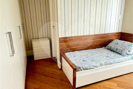 Apartamento à venda com 3 suítes em Moema, São Paulo, SP
