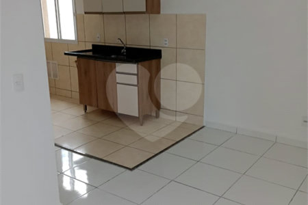 Apartamento à venda com 2 quartos em Lageado, Cotia, SP