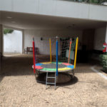 Casa à venda com 4 quartos, sendo 3 suítes,  no condomínio Vila das Flores, São Paulo - SP