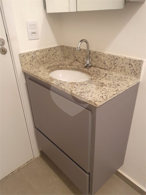 Apartamento à venda com 1 quarto em Atibaia Jardim, Atibaia, SP