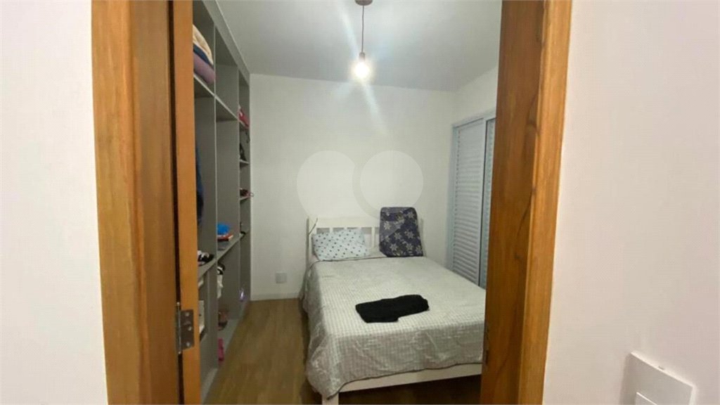 Casa à venda com 3 quartos, sendo 1 suíte, no condomínio Garden Village, São Paulo - SP