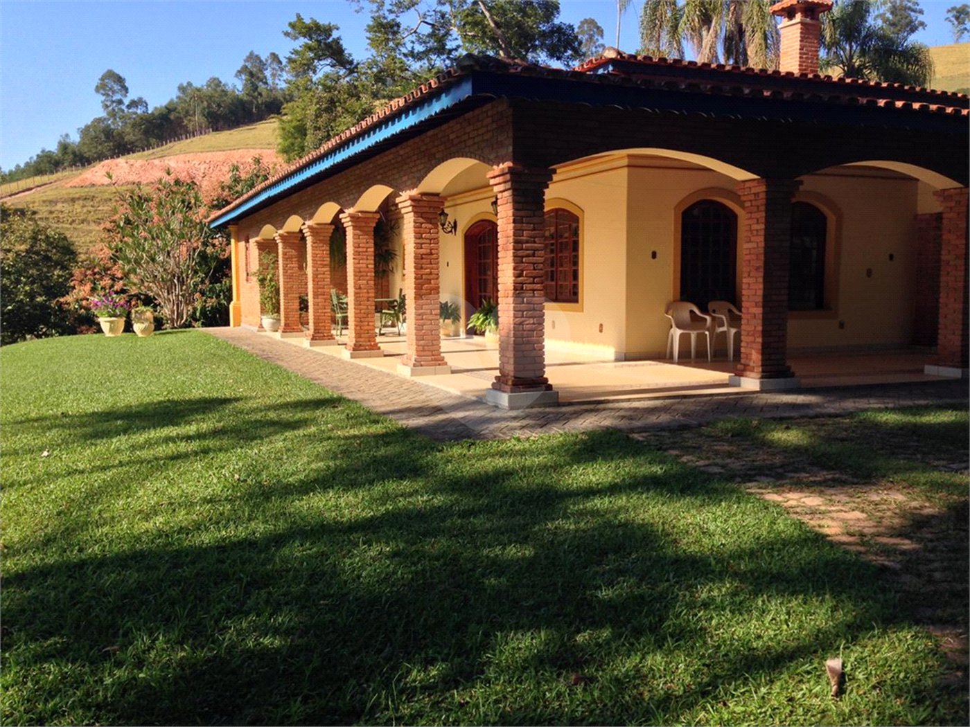 Sítio à venda com 4 quartos, sendo 1 suíte, no Centro, Piracaia, SP