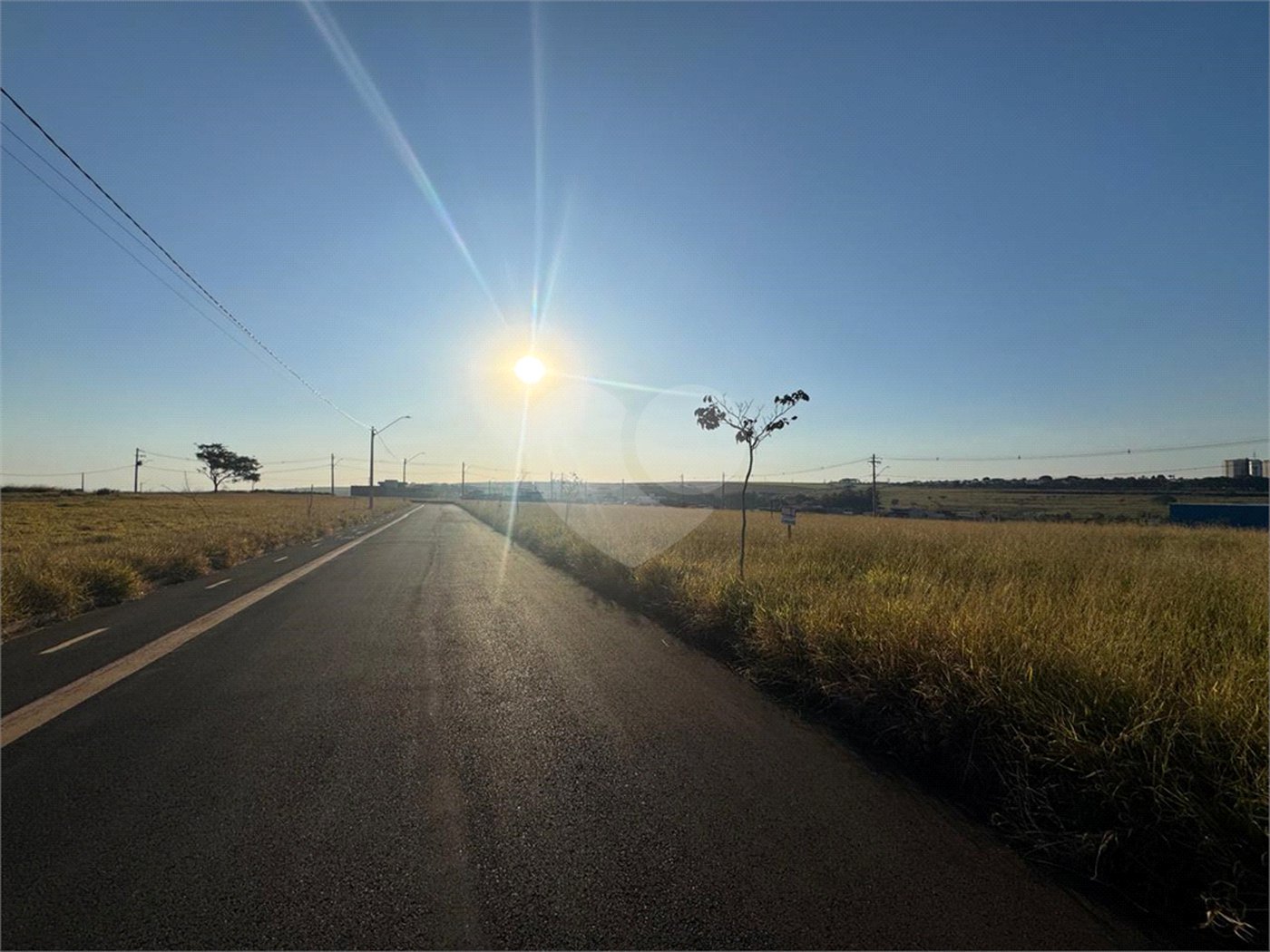 Terreno á venda com 250m2, em São Carlos.