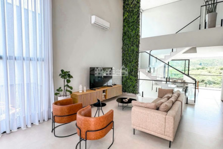 Casa à venda com 4 quartos, sendo 3 suítes, em Rio Abaixo, Atibaia, SP
