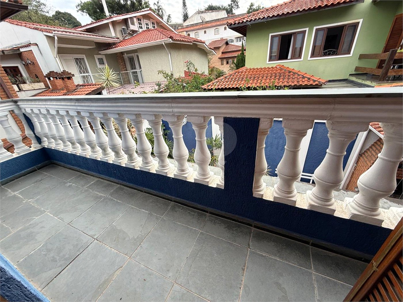 Casa à venda ou para alugar com 3 quartos, sendo 1 suíte, no condomínio Da Serra, São Paulo - SP