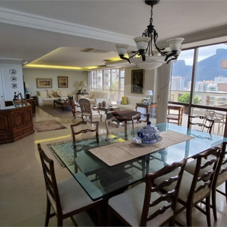 Apartamento à venda com 4 quartos, sendo 2 suítes, em Barra da Tijuca, Rio de Janeiro, RJ