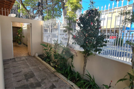Casa Térrea à venda com 3 quartos, sendo 1 suíte, em Santo Amaro, São Paulo, SP