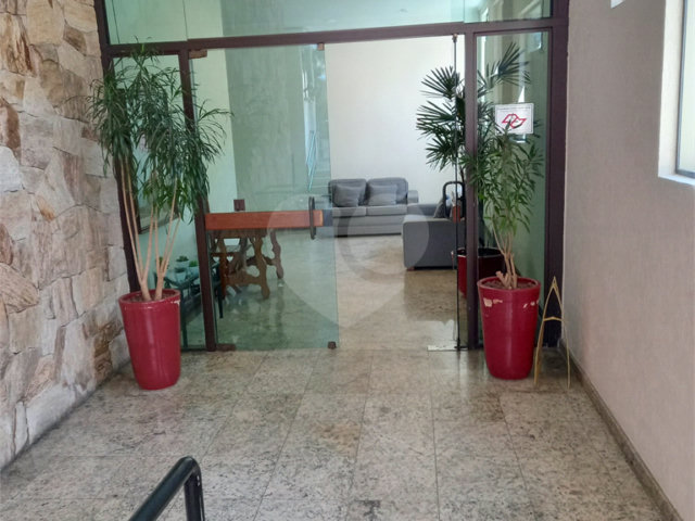 Apartamento à venda com 3 quartos, sendo 1 suíte,  em Santo Amaro, São Paulo, SP