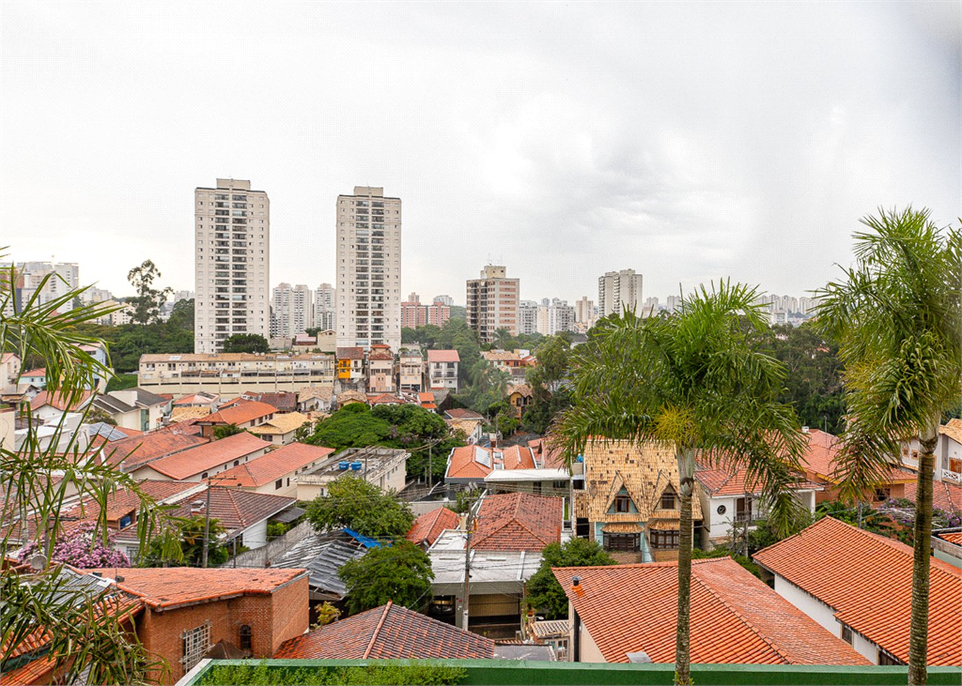 Apartamento à venda com 4 quartos, sendo 1 suíte, em Jardim Monte Kemel, São Paulo, SP