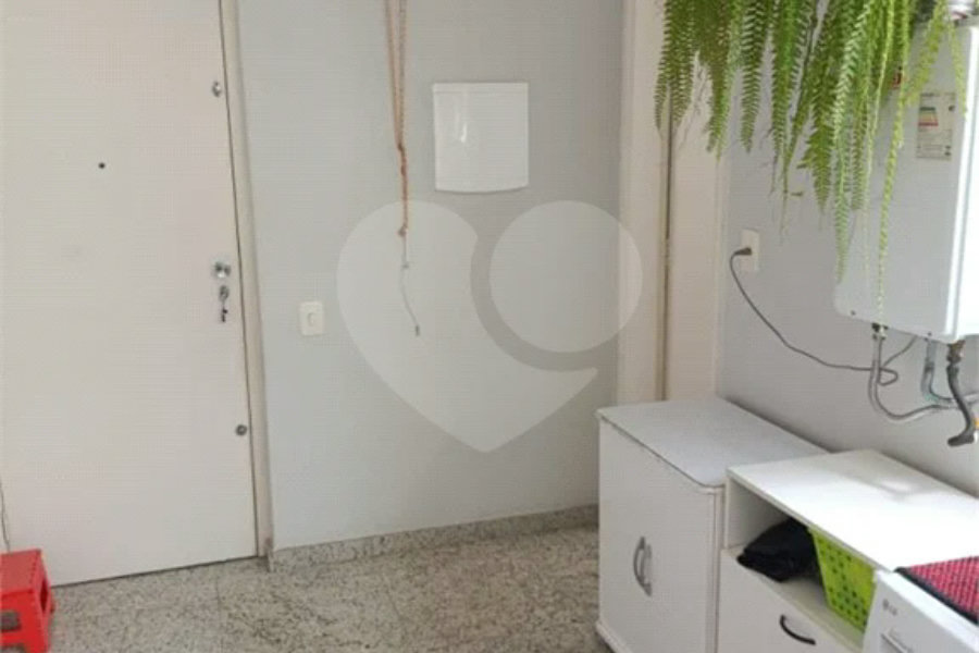 Apartamento à venda com 4 quartos, sendo 1 suíte,  em Santana, São Paulo, SP