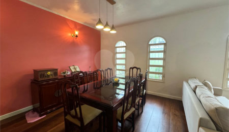 Casa à venda com 4 quartos, sendo 1 suíte, em Vila Galvão, Guarulhos, SP