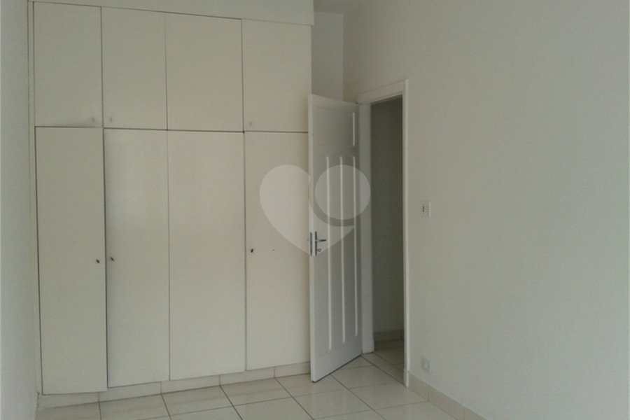 Sobrado à venda com 4 quartos em Santana, São Paulo, SP