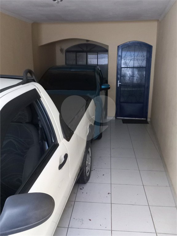 Sobrado à venda com 3 quartos em Tremembé, São Paulo, SP