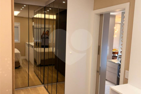 Apartamento à venda com 2 quartos, sendo 1 suíte, em Barra Funda, São Paulo, SP