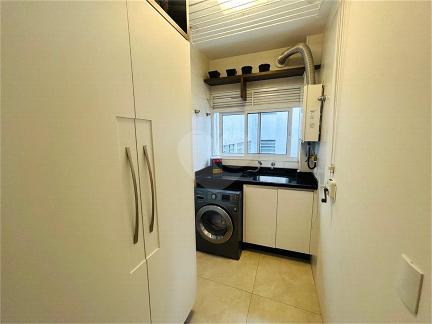 Apartamento à venda com 2 quartos, sendo 1 suíte, em Santa Cecília, São Paulo, SP