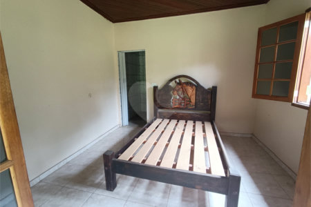Sítio à venda com 6 quartos, sendo 5 suítes,  em Alto da Serra (mailasqui), São Roque, SP