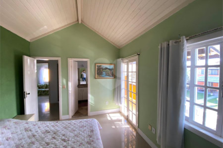 Casa em condomínio à venda com 5 quartos, sendo 4 suítes, em Praia Rasa, Armação dos Búzios, RJ