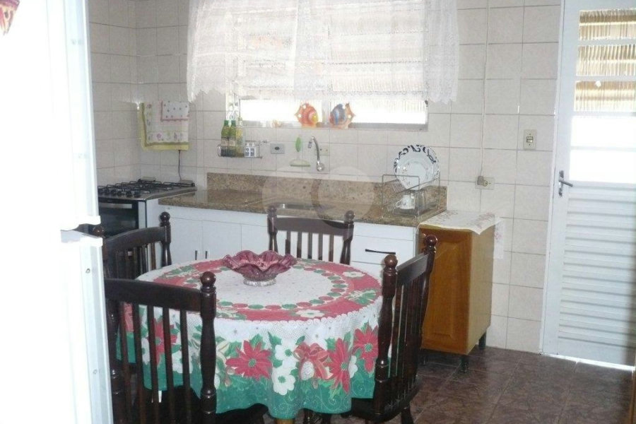 Sobrado à venda com 2 quartos em Vila Guilherme, São Paulo, SP