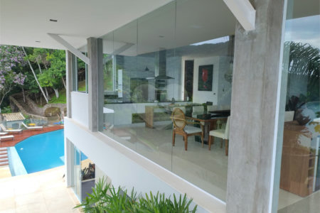 Casa à venda com 4 suítes em Praia Vermelha, Ubatuba, SP