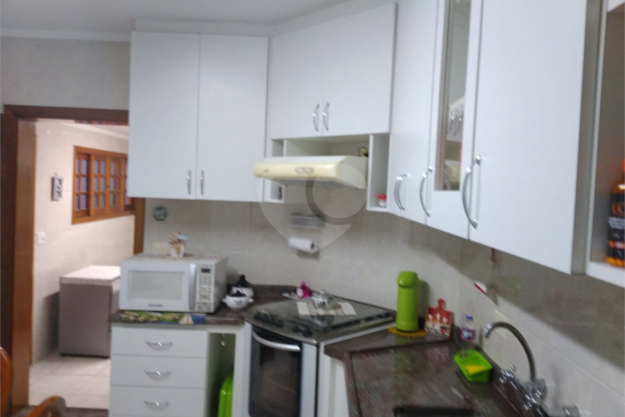 Casa à venda com 4 quartos, sendo 3 suítes, no condomínio Da Serra, São Paulo - SP