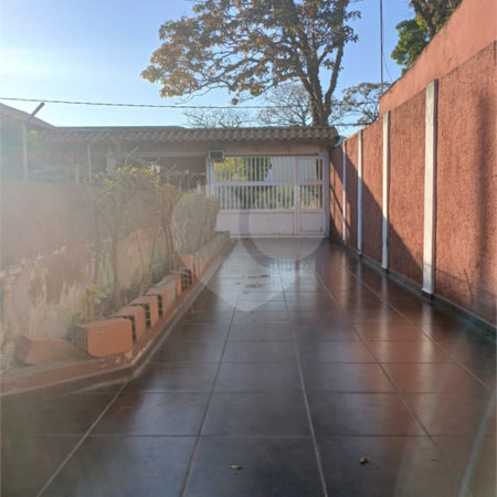 Sobrado à venda com 3 quartos, sendo 1 suíte, em Jardim Casa Branca, Suzano, SP