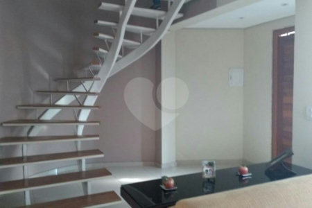 Casa à venda com 3 quartos, sendo 1 suíte,  em Santana, São Paulo, SP
