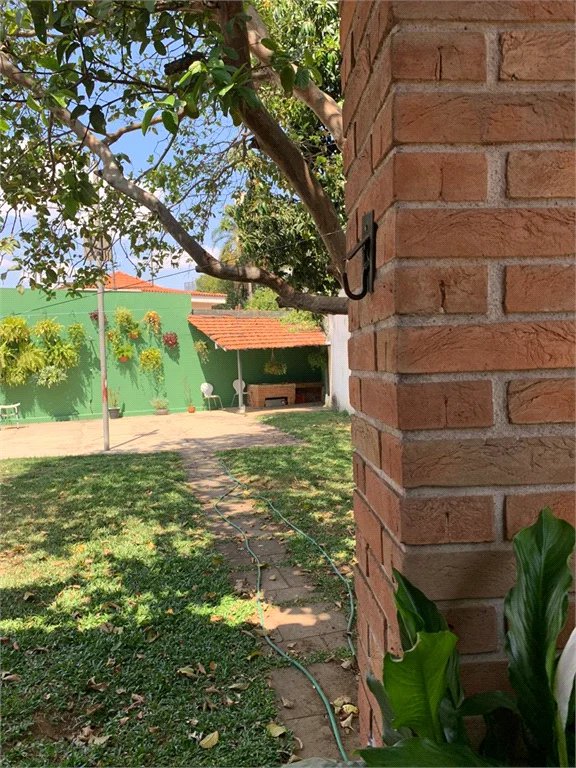Casa à venda com 4 quartos, sendo 1 suíte, em Caxingui, São Paulo, SP