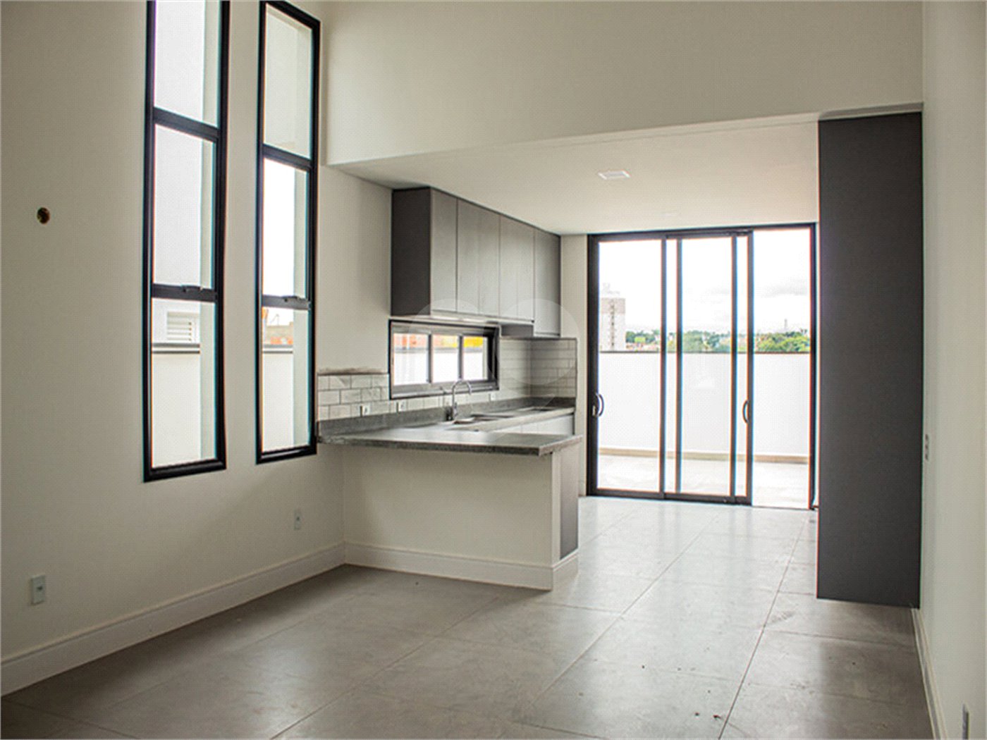 Casa à venda com 3 suítes no condomínio Residencial Central Parque, Salto - SP