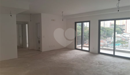 Apartamento à venda com 2 suítes em Alto da Lapa, São Paulo, SP