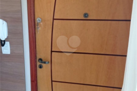 Apartamento à venda com 2 quartos, sendo 1 suíte,  em Parque Santos Dumont, Votorantim, SP