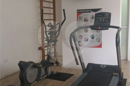 Apartamento à venda com 3 suítes em Vila Bastos, Santo André, SP