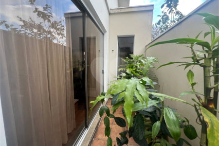 Sobrado à venda com 3 suítes em Vila Paulicéia, São Paulo, SP