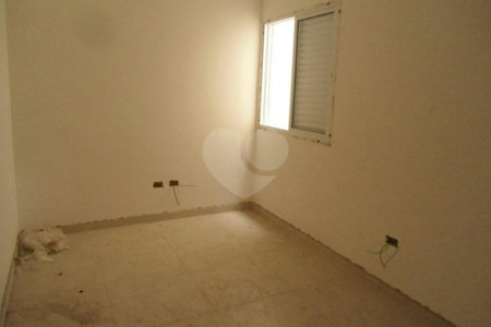 Casa à venda com 2 suítes no condomínio Ilha da Madeira, São Paulo - SP