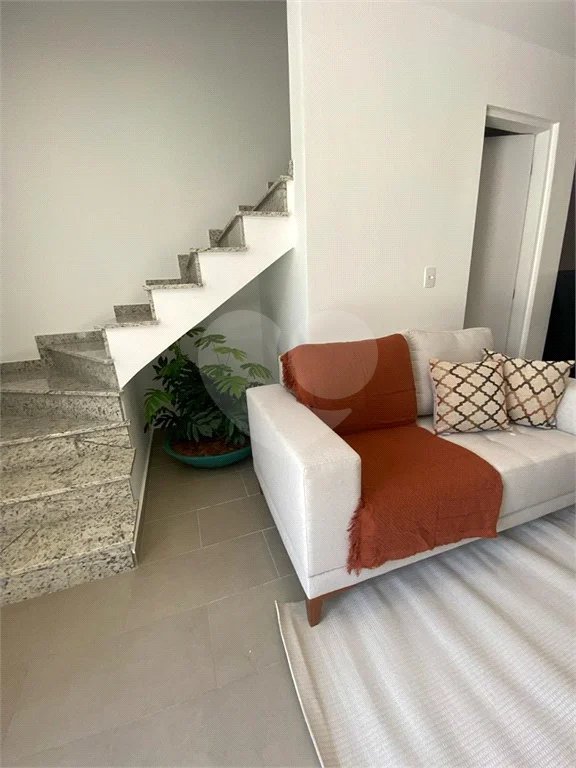 Casa à venda com 2 quartos no condomínio Vila Davos 2, São Paulo - SP