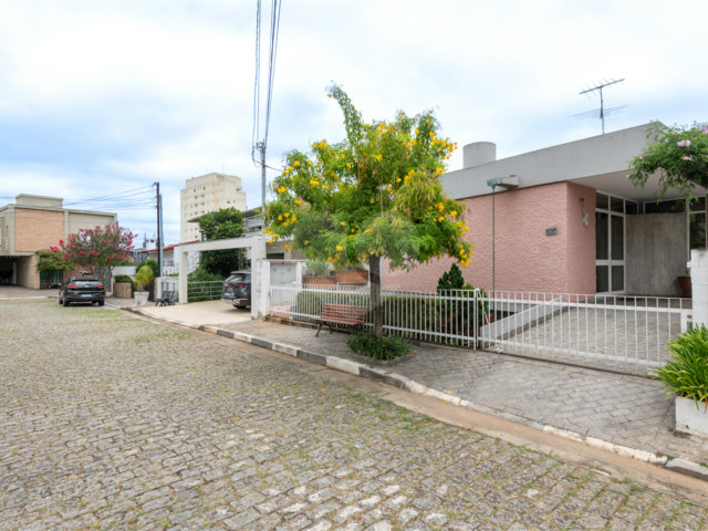 Casa Térrea à venda com 7 quartos, sendo 1 suíte,  em Santana, São Paulo, SP