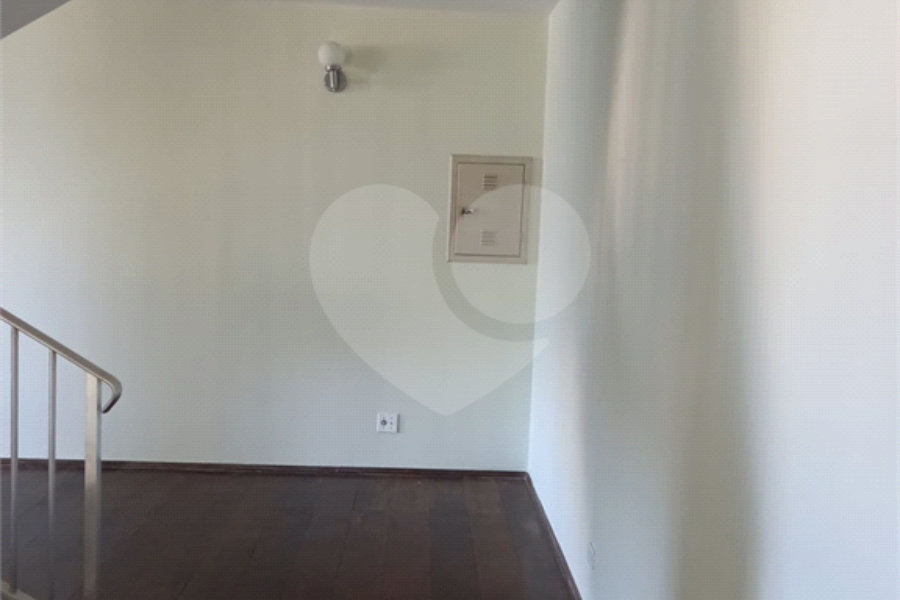Sobrado à venda com 5 quartos, sendo 2 suítes,  em Tremembé, São Paulo, SP