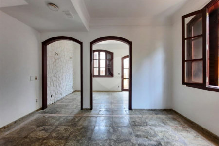 Casa à venda com 4 quartos, sendo 1 suíte, em Maracanã, Rio de Janeiro, RJ